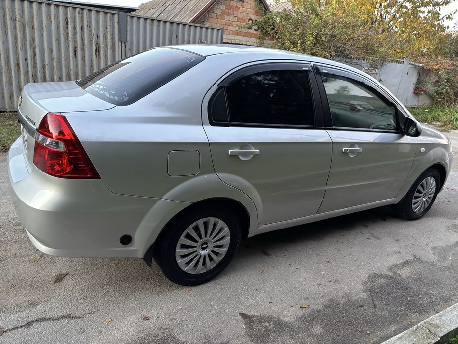 Chevrolet Aveo 1.6, gaz/benzin в отличнейшем состоянии!