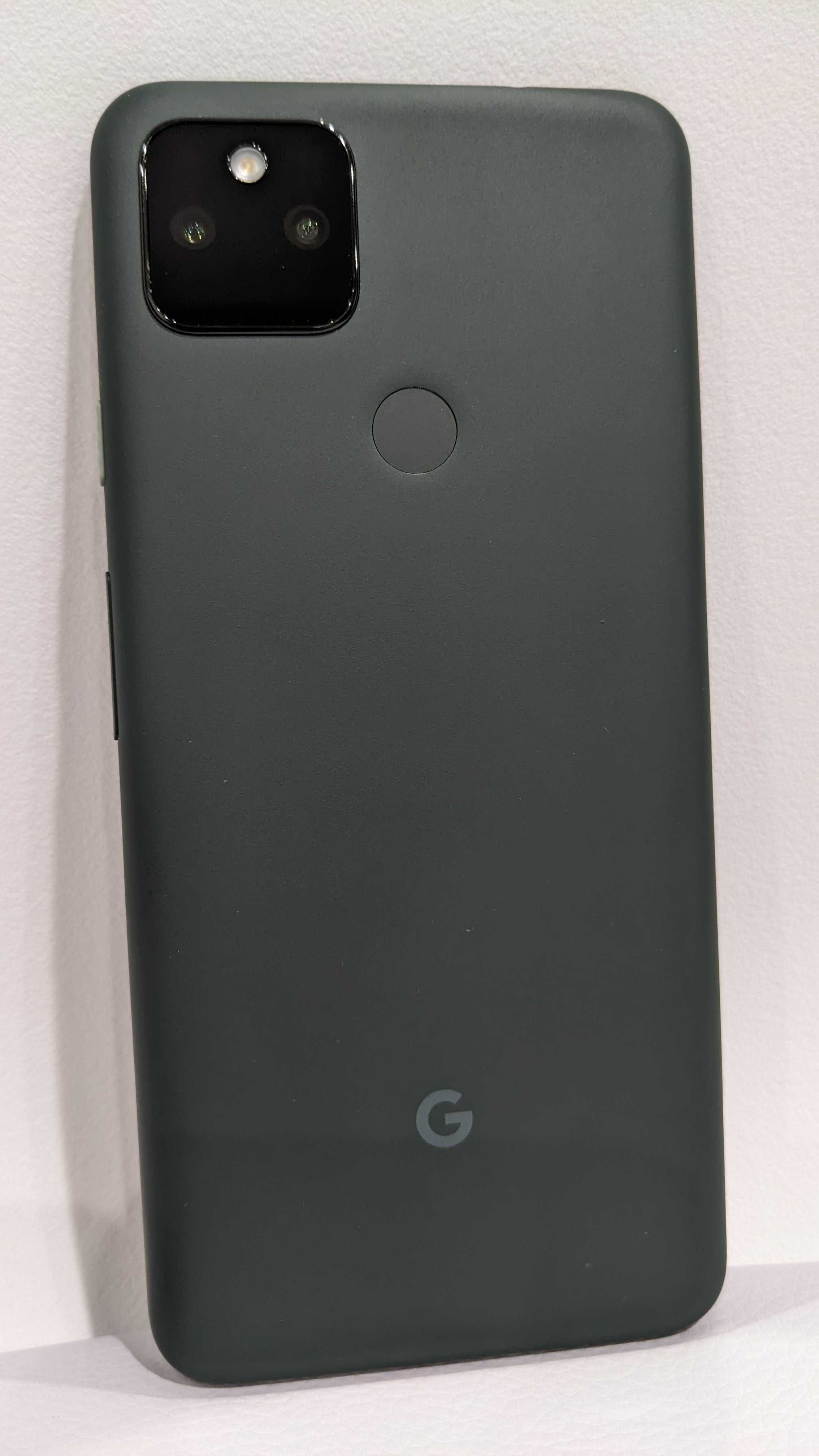 • Google Pixel 5A 5G 128GB Mostly Black USA !!! •