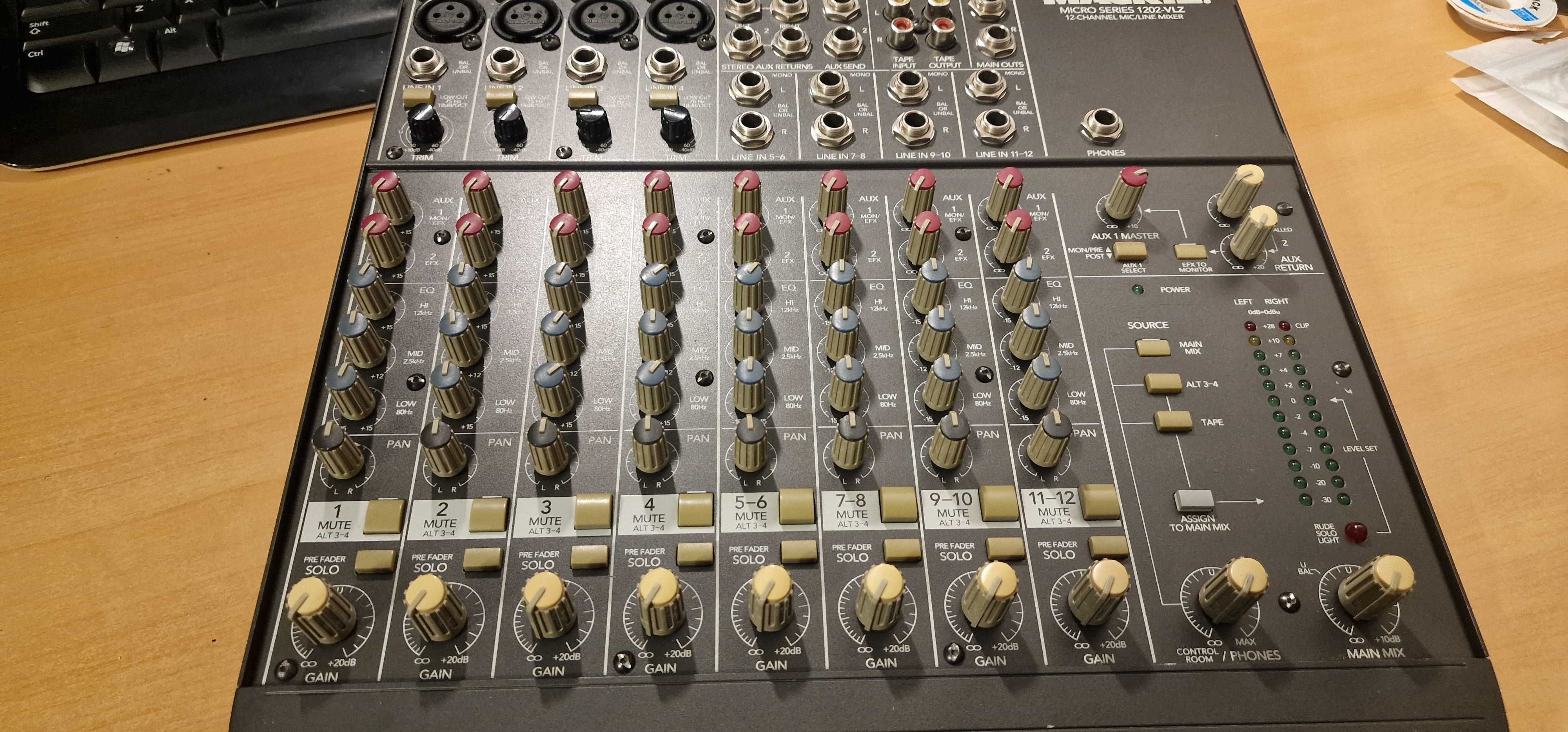 Mikser Mackie 1202-VLZ