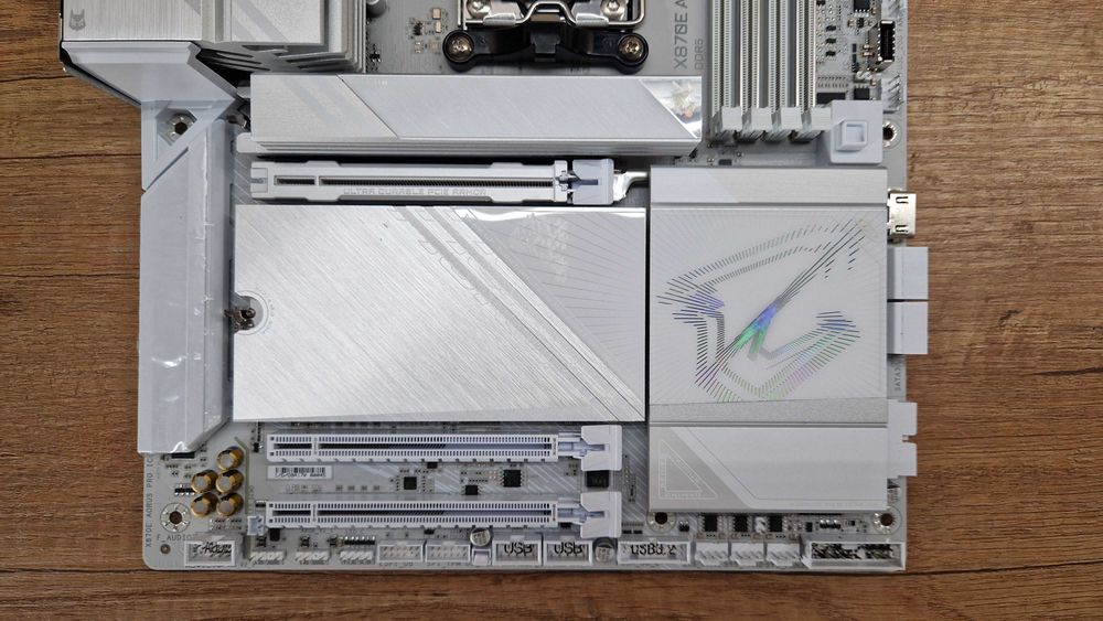 Płyta główna GIGABYTE X870E AORUS PRO ICE box gwarancja nr. 406012