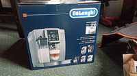 Ekspres DeLonghi nowy czarny