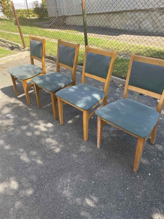 Крісла б/у у хорошому стані, зручні. Є десяток і більше