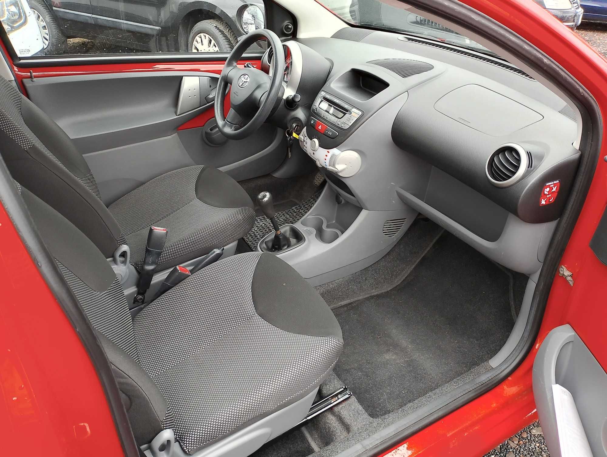 Toyota Aygo 1.0 benzyna 2010 Import z Niemiec już tablice Polskie i OC