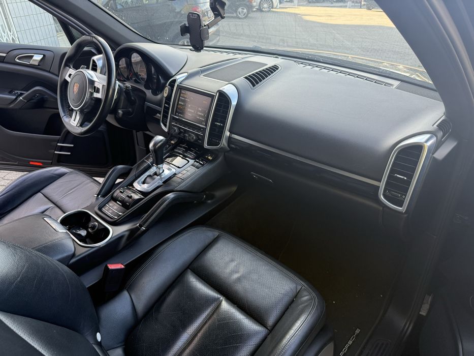Porsche cayenne 3.0 DIESEL