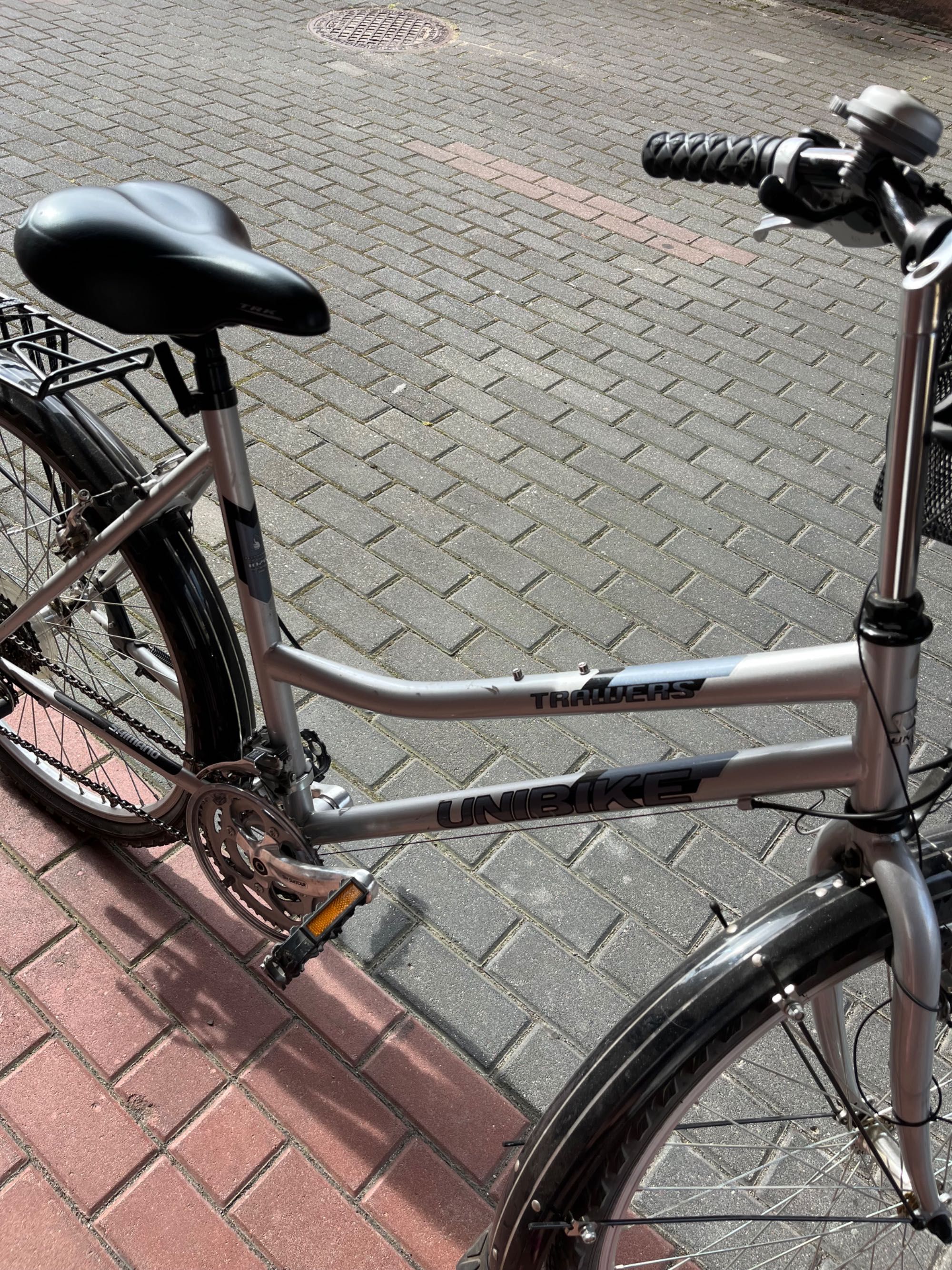 Rower Unibike trekkingowy damski