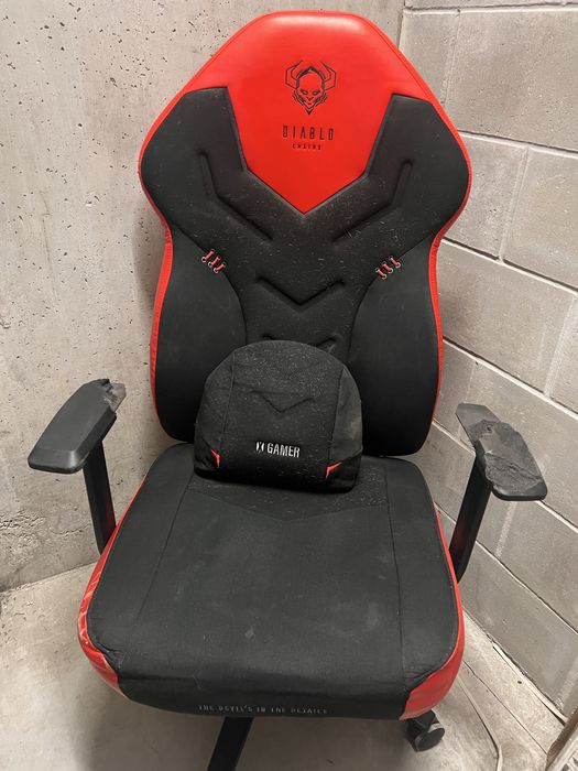 Krzeslo gamingowe Diablo The Devil’s fotel do biurka  komputera