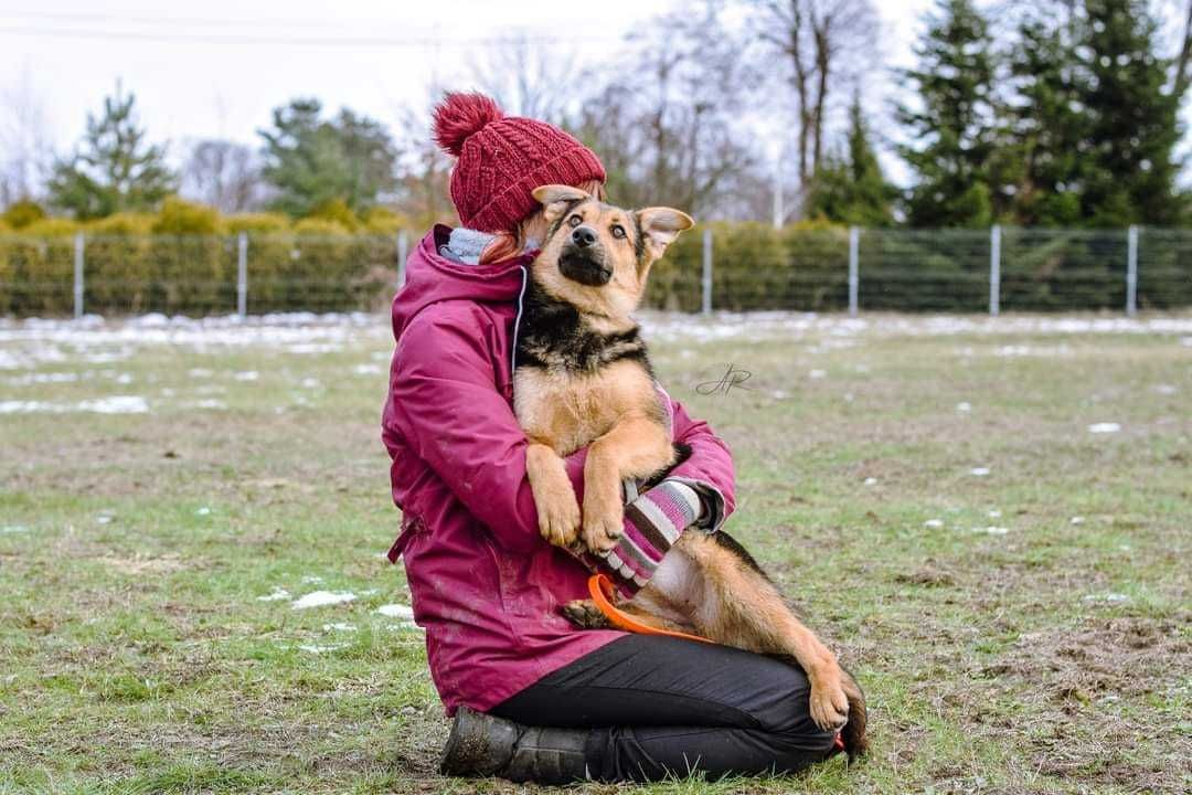 Kto zadecyduje się odmienić całe życie tej Suni ?