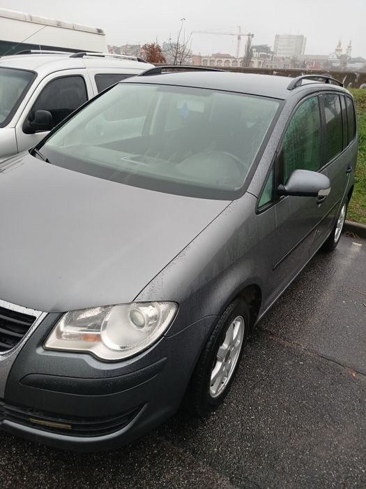 Volkswagen  tauran  1.4 tsi