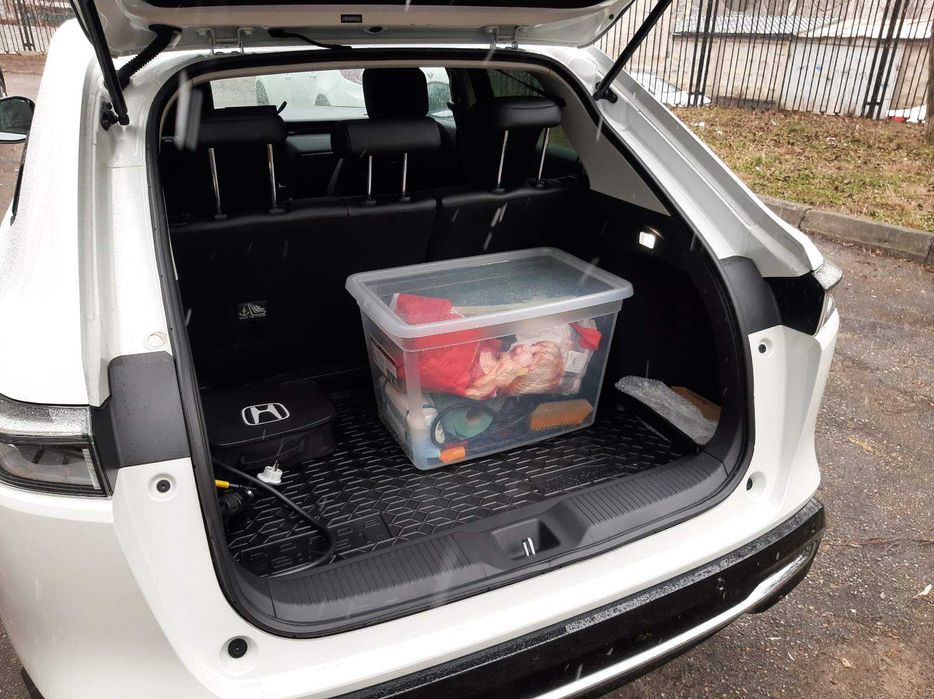 Оренда авто, електромобілі Honda e-NS1, MN-V, Tesla 3/Y. КИЇВ/ОБЛАСТЬ