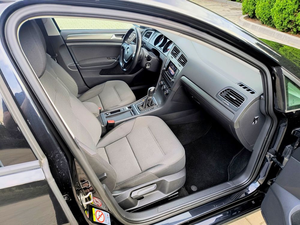 Samochód osobowy vw golf7