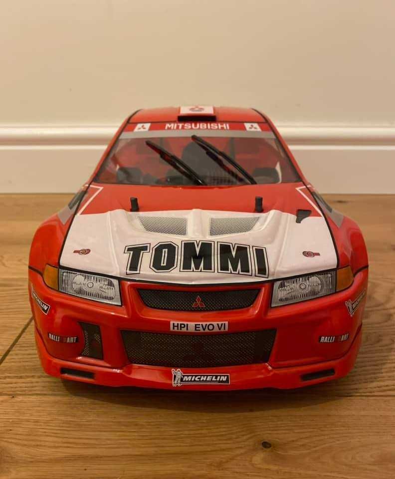 KAROSERIA HPI WR8 Tamiya TGX 1:8 Mitsubishi lancer evo VI WRC 300mm