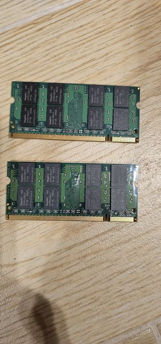 Pamięć RAM 4 GB = 2X2GB Kingston - sprzedam