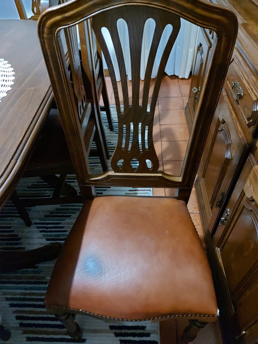 Mesa Sala em castanho