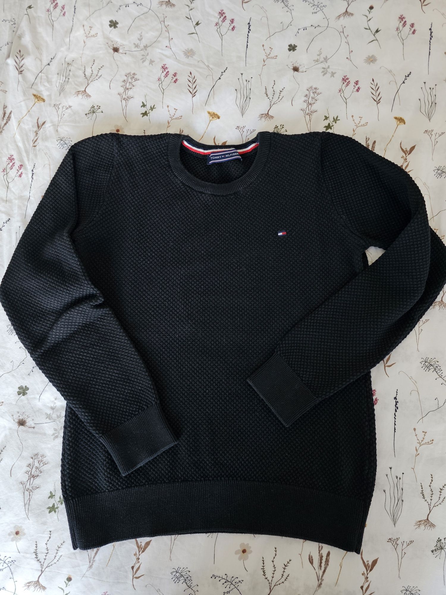 Czarny sweter Tommy Hilfiger