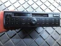 Radioodtwarzacz fabryczny Audi 4B0 1-DIN 4B0035186C