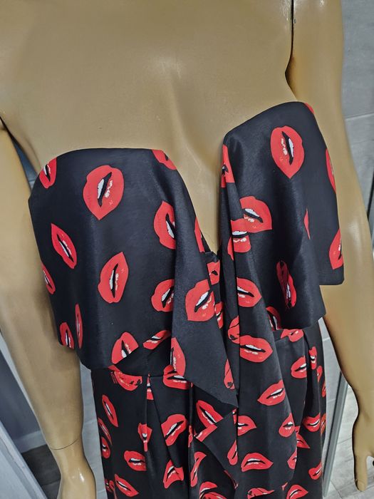Kombinezon na lato elegancki Guess rozm M w usta