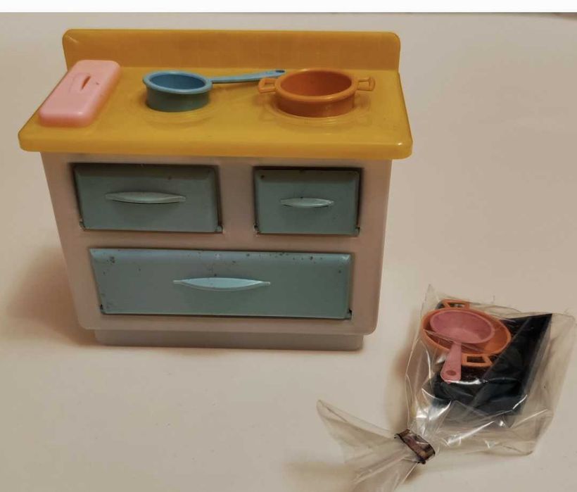 Zabawka z PRL-u ,,Kuchenka Małgosi" złote lata 80te :)