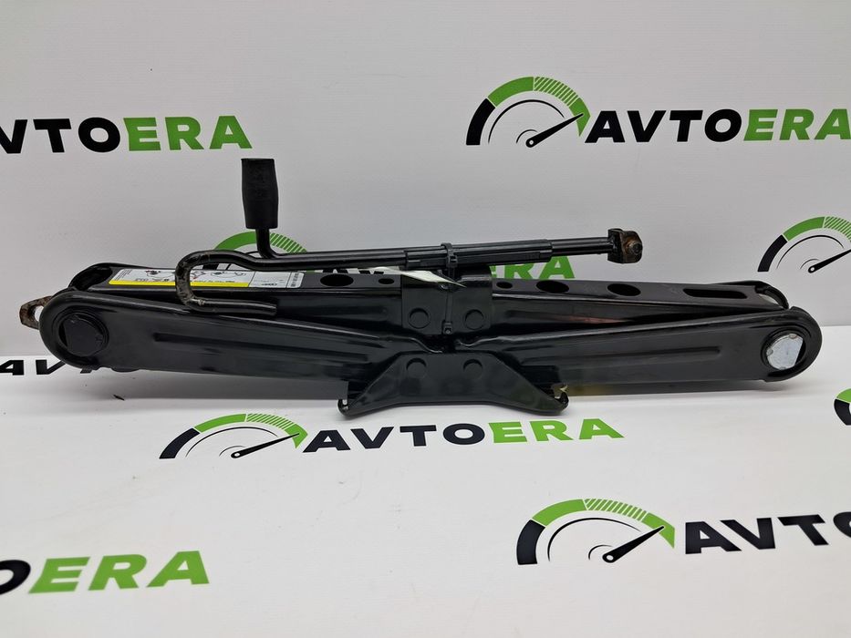 Домкрат AUDI Q5 80A 80A011031