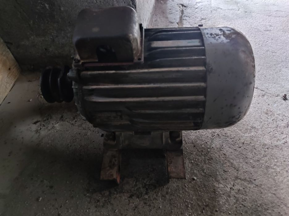 Silnik elektryczny 3 fazowy 200 zł