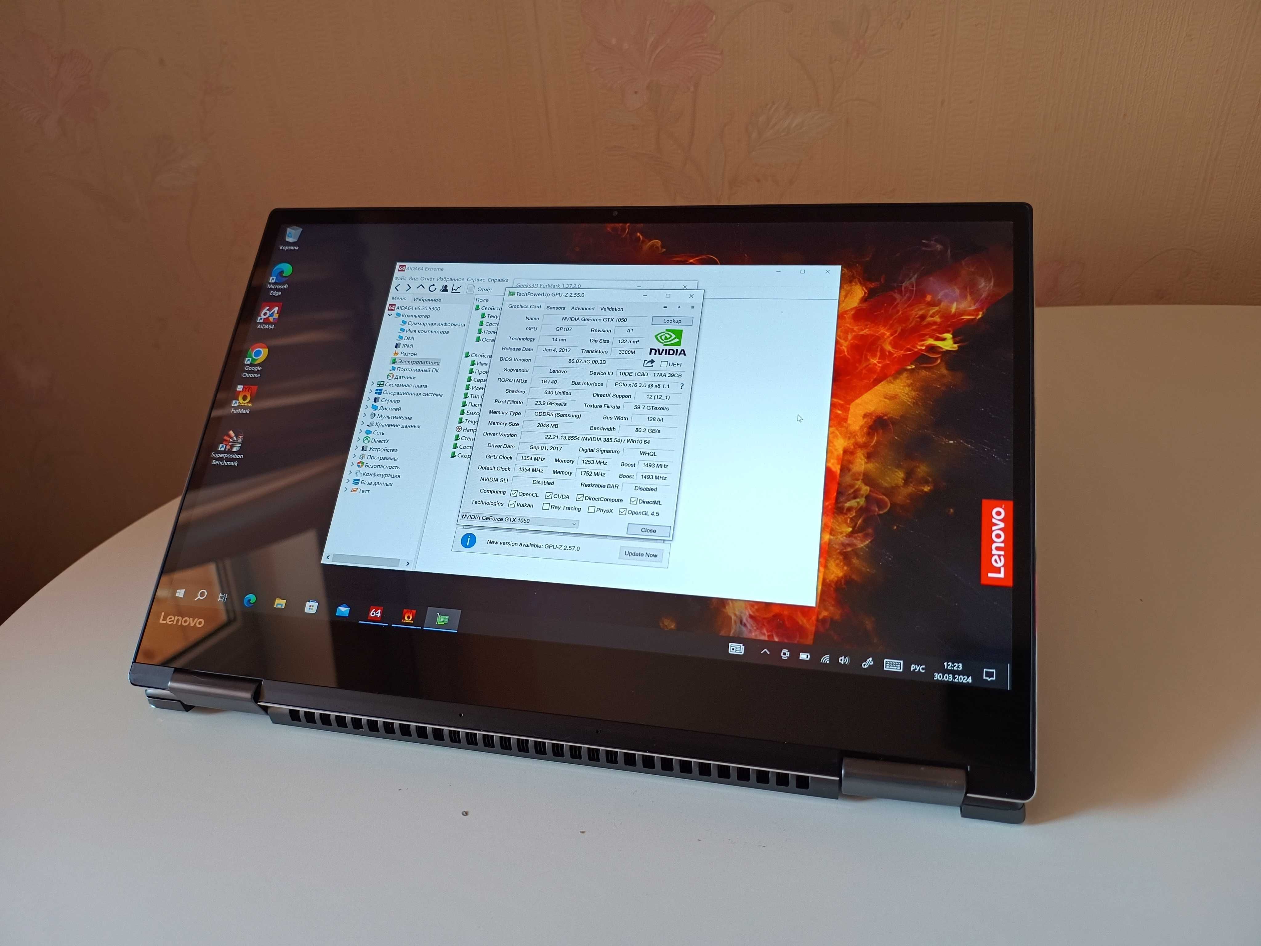 Lenovo Yoga 720-15ikb i7-7700HQ 16Gb nVIDIA GTX1050 2G SSD512Gb 4K