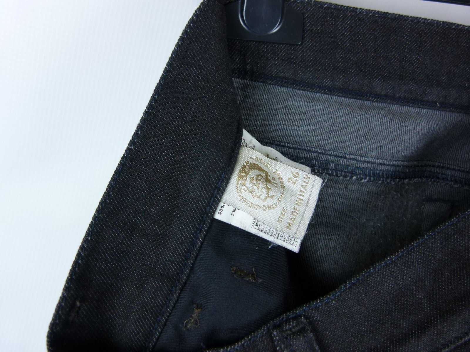 Diesel Liv spodnie jeans W26 / L32