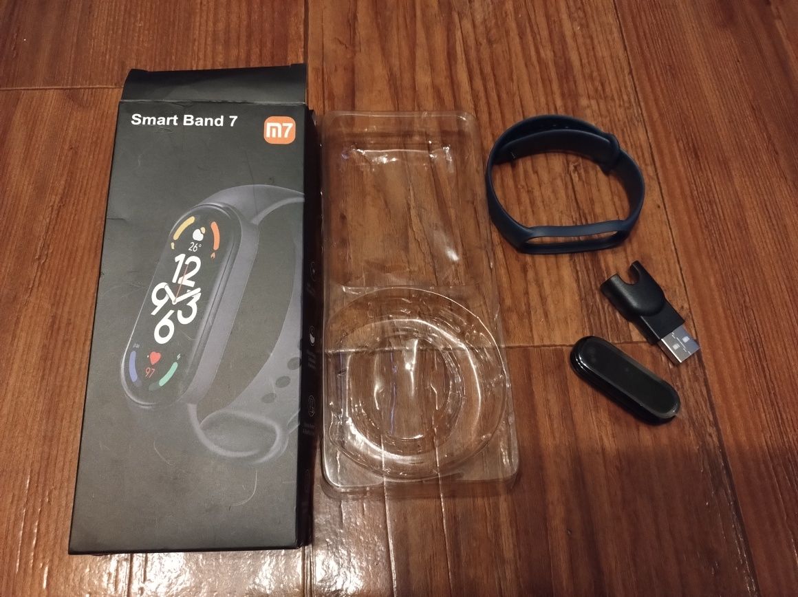 Nowy Smart band 7