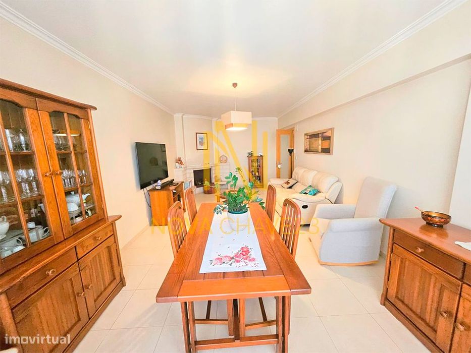 Apartamento T3 Remodelado na Agualva – 130 m² | 3.º Andar com Elevador