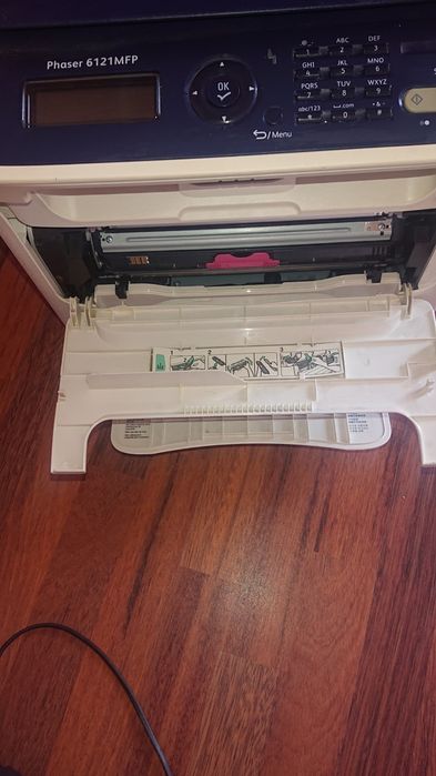 Принтер цветной XEROX