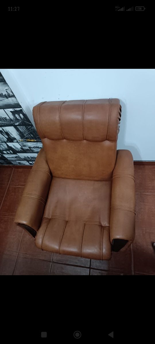 Vendo sofá rústico
