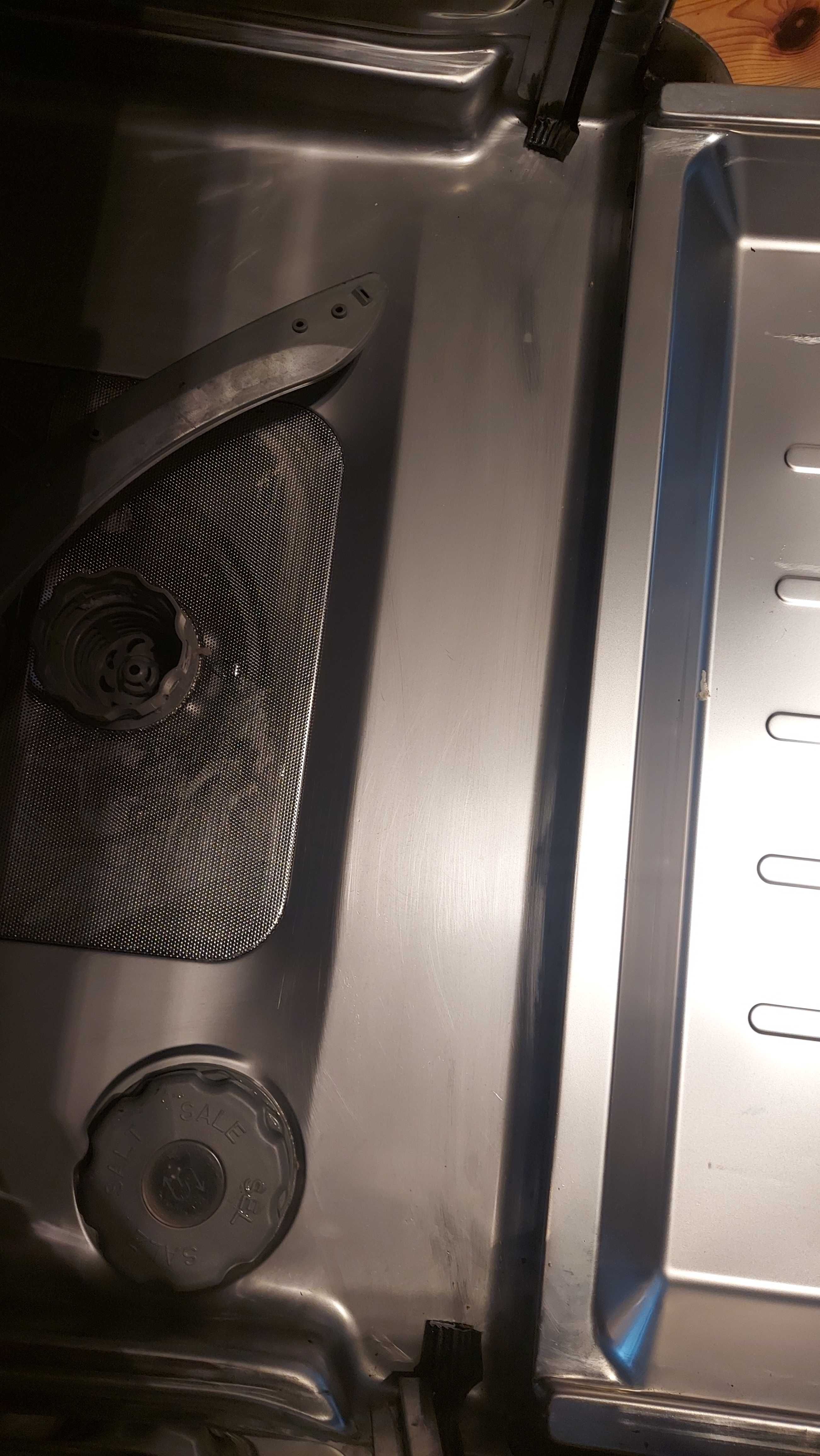 Zmywarka SAMSUNG DW60A6090BB do zabudowy 60 Uszkodzona uszczelka dolna