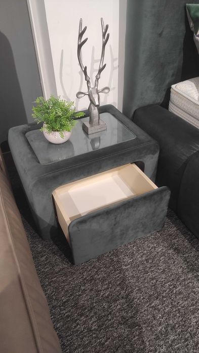 Łóżko tapicerowane 160x200 dużym z pojemnikiem i materacem