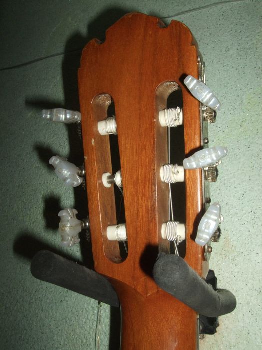 Продам класичну гітару Takeharu Guitar G-120 Kiso Suzuki