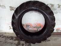Pneu "Good year" novo, medida 12.4x28 / 11x28