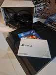 Sony PS 4 com 2 comandos