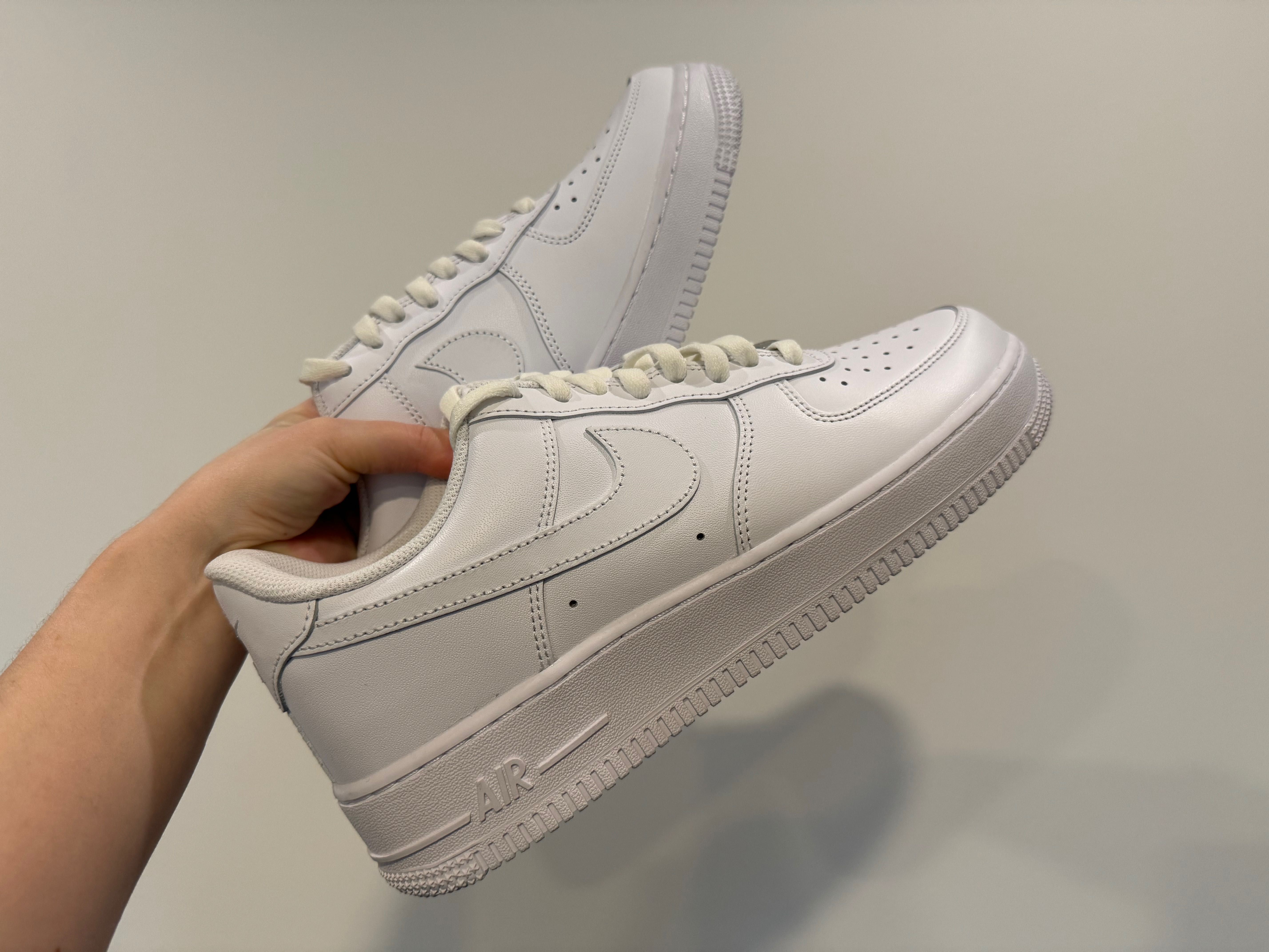 Buty Nike Air Force 1 Low '07 White r. 42,5