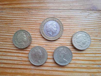 Монеты Англии 1, 2 фунта