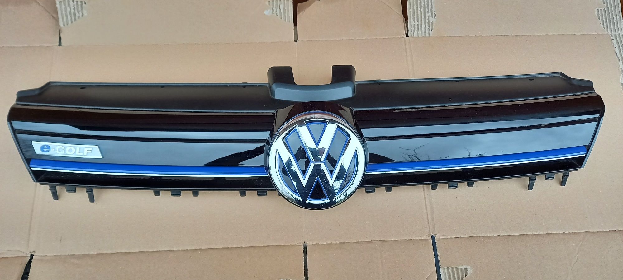 Решітка радіатора VW Volkswagen e-golf 7 2013-2021 р оригінал