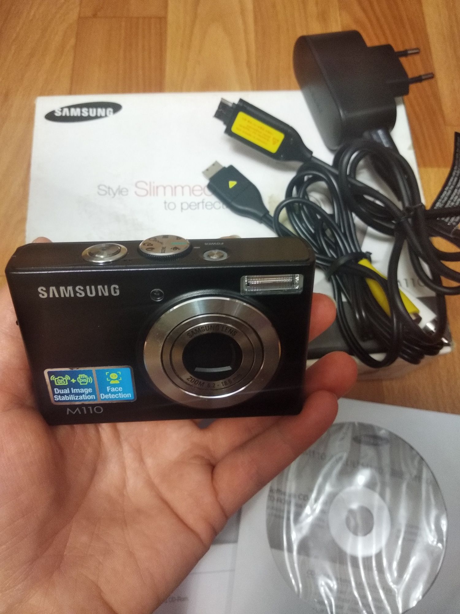 Фотоаппарат Samsung M110.