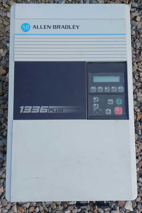 Falownik ALLEN-BRADLEY 1336 Plus, 1336S-B007-AA-EN bez panelu części