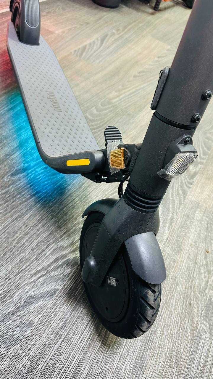 Ninebot by Segway E25E