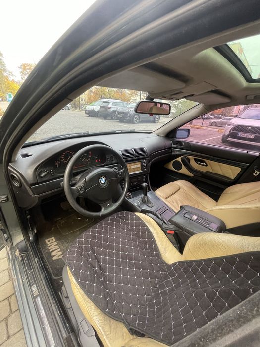 Продам BMW 530b 2003