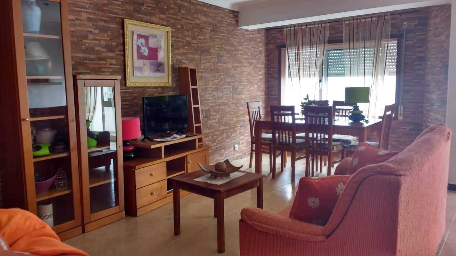 Apartamento T4 para férias em Vila Praia de Âncora
