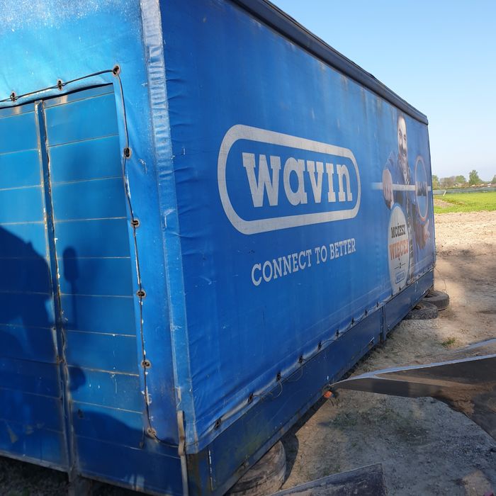 Zabudowa przyczepy plandeka magazyn