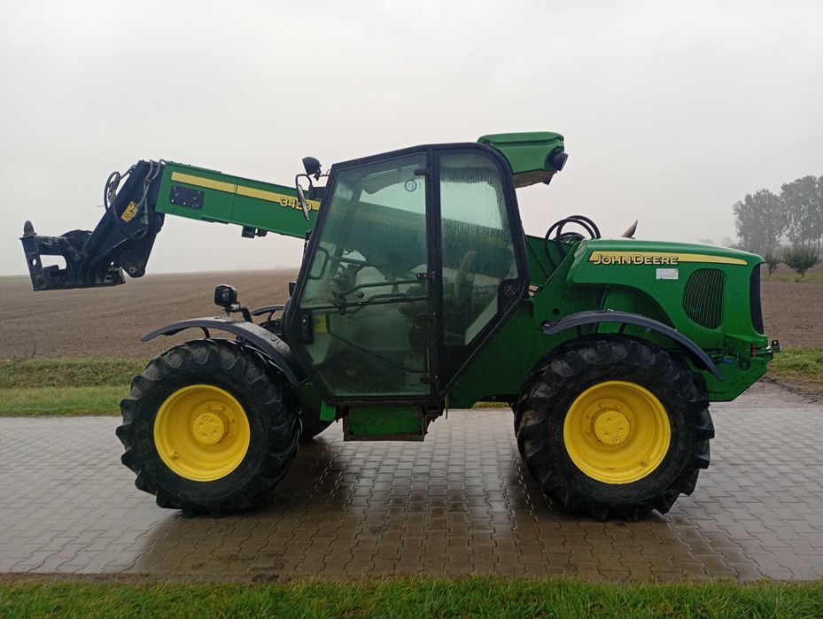 Ładowarka John Deere 3420