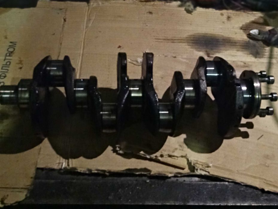 Колінвали Фольксваген ,Мерседес,Віваро 1.9