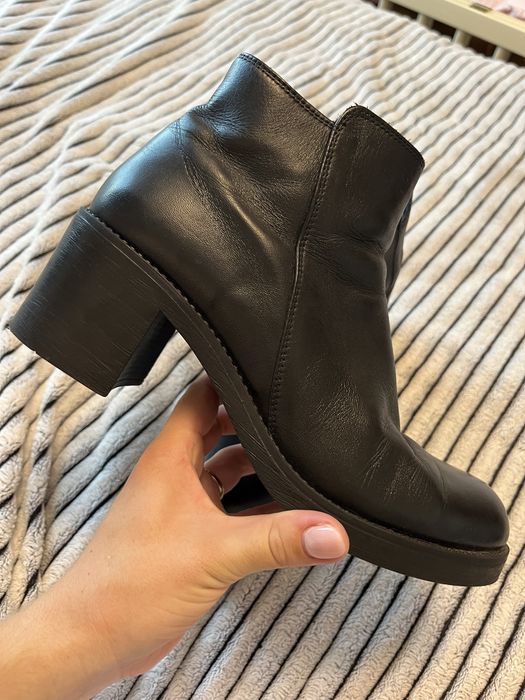 Взуття жіноче зимове