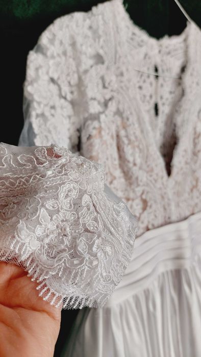 Suknia ślubna slub tren atłas satyna koronka piękna wiosna boho 38