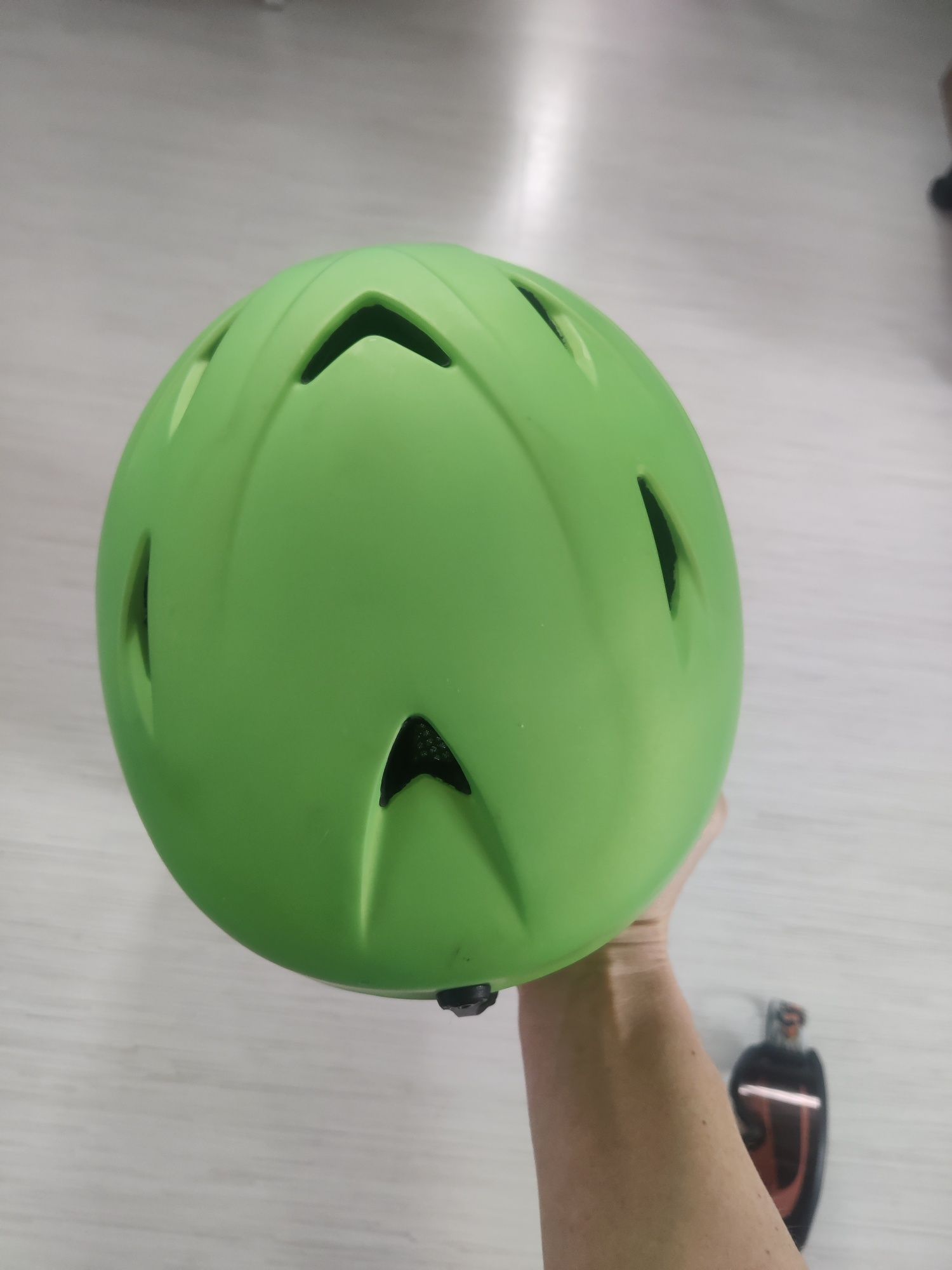 Kask UVEX 52-54cm +gogle Scott