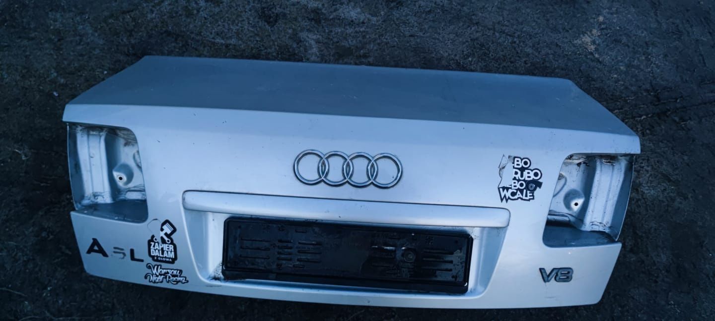 Audi A8 D3 klapa tył