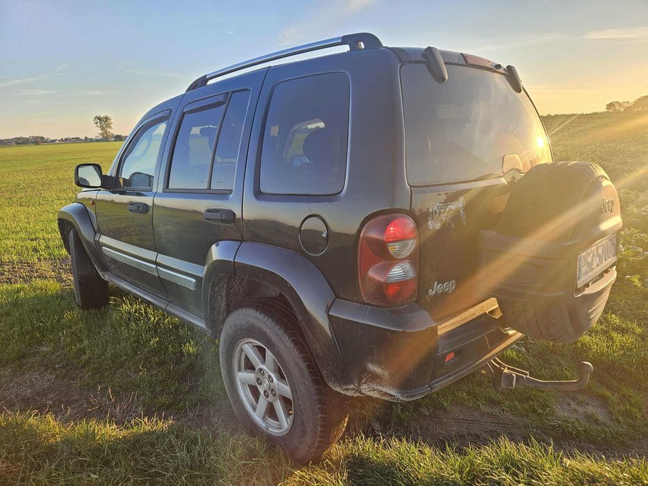 Sprzedam Jeep Cherokee 2.8 CRD, 2005 r. – diesel, stan dobry